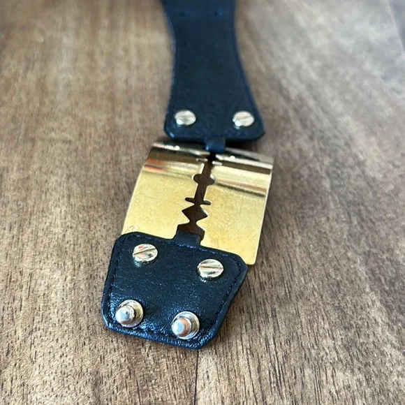 Alexander McQueen McQ razor blade oversized leather cuff wide bracelet - Picture 14 of 14